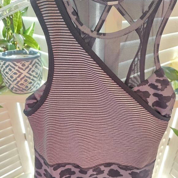 lululemon athletica Gray and Black Meshed Up Tank Top 1333 SMALL - Picture 4 of 7